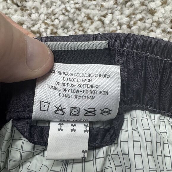 Under Armour Storm Pants Mens XL Waterproof All Weather Cold Gear Windbreaker - Picture 15 of 16